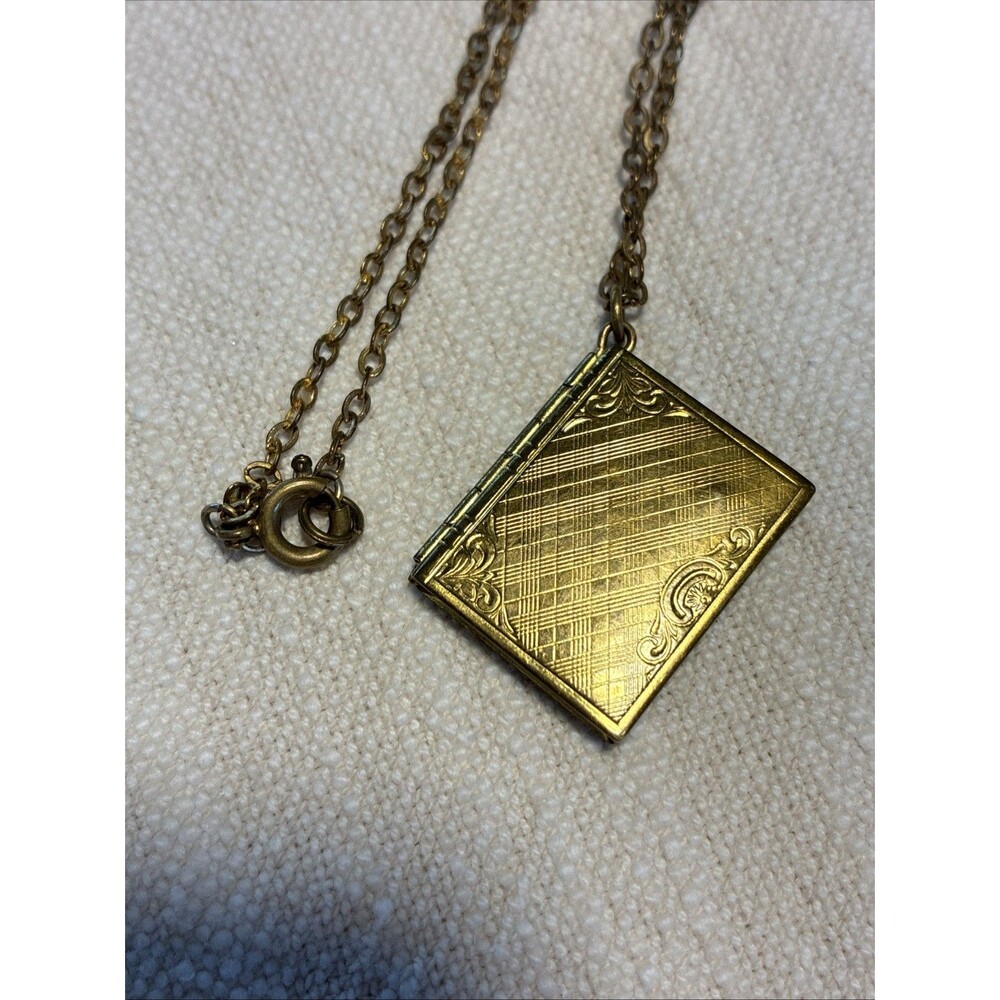 Vintage Etched Book Locket Gold Tone Pendant Necklace Estate 16”
